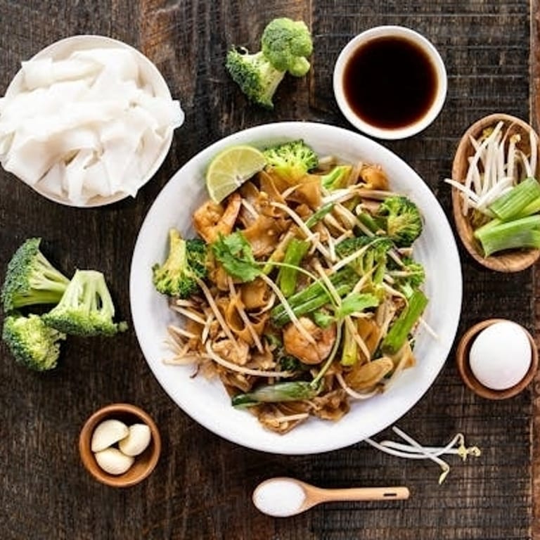 Takeout Delights: Asian-Fusion, Coffee, Tea