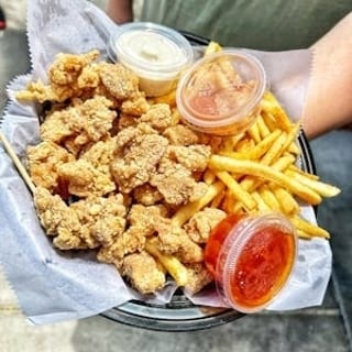 POPCORN CHICKEN W/ FRIES